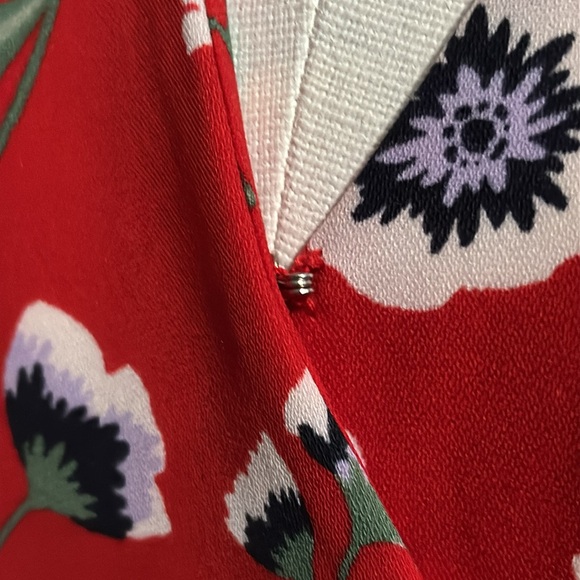 Like New-J Crew Mercantile Wrap Dress-Sz 4-Red Floral-V Neck/Eye Hook-Waist Tie - Picture 8 of 16